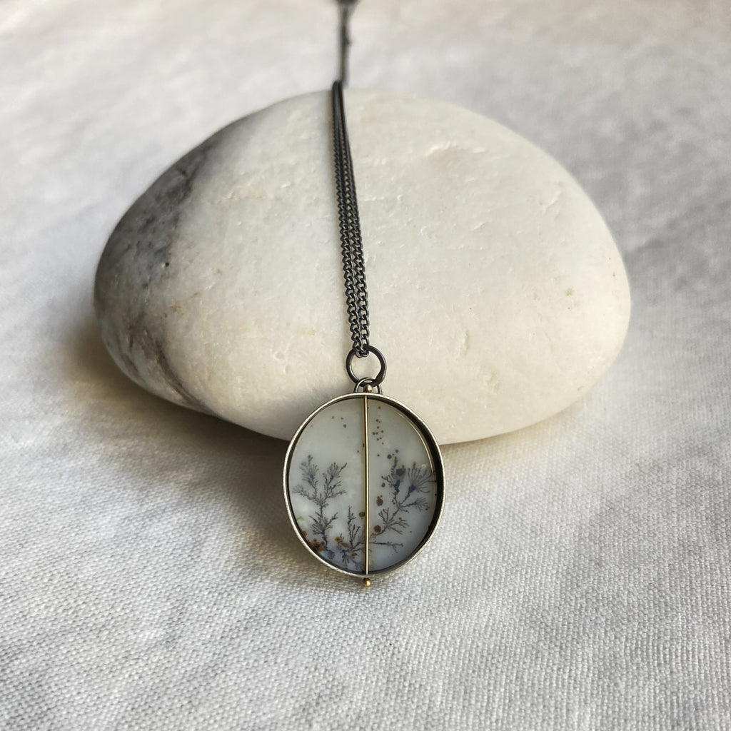 Dendritic on sale agate necklace