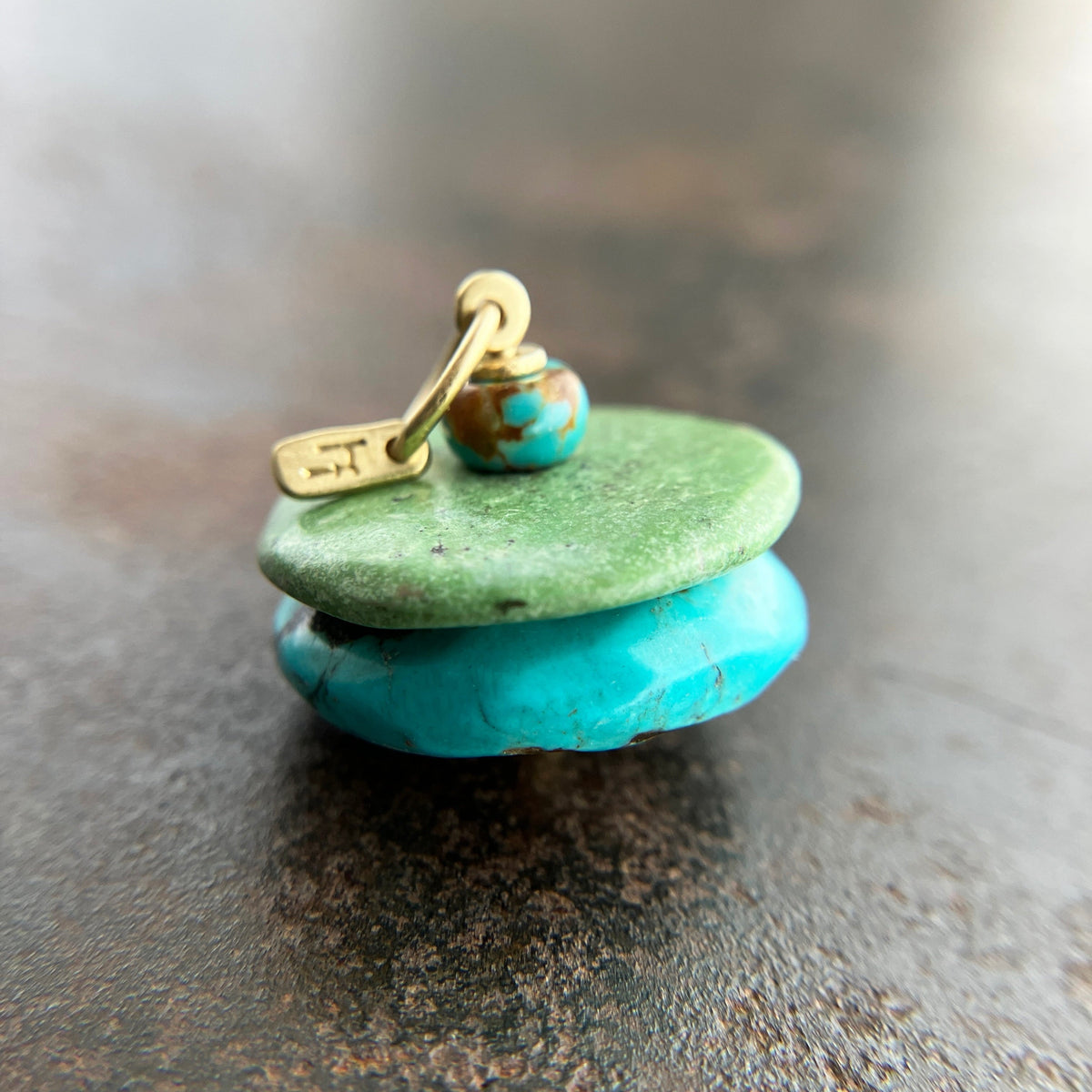hand carved vintage chinese turquoise cairn pendant in 18k gold