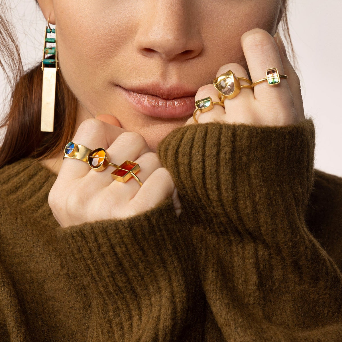 Captured Enhydro Ring - 18k Gold