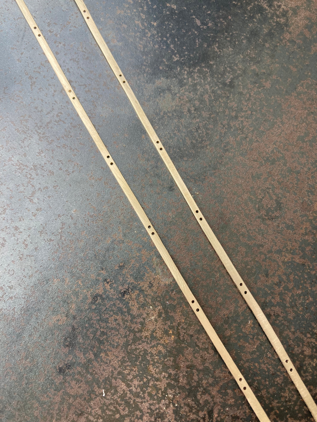 Hammered Bar Chain