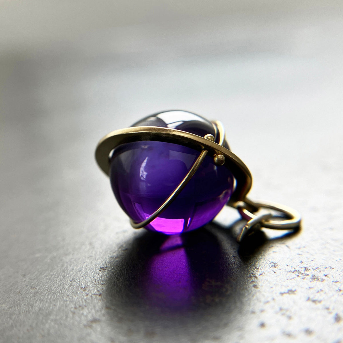 amethyst, amethyst orb, amethyst pendant, amethyst necklace, purple necklace, 18k gold, fine jewelry