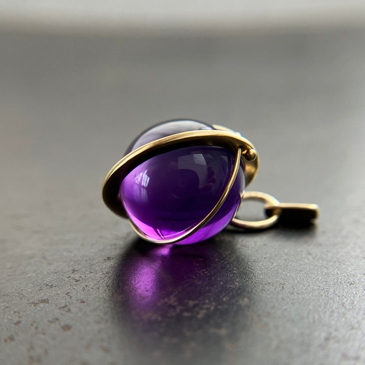 amethyst, amethyst orb, amethyst pendant, amethyst necklace, purple necklace, 18k gold, fine jewelry