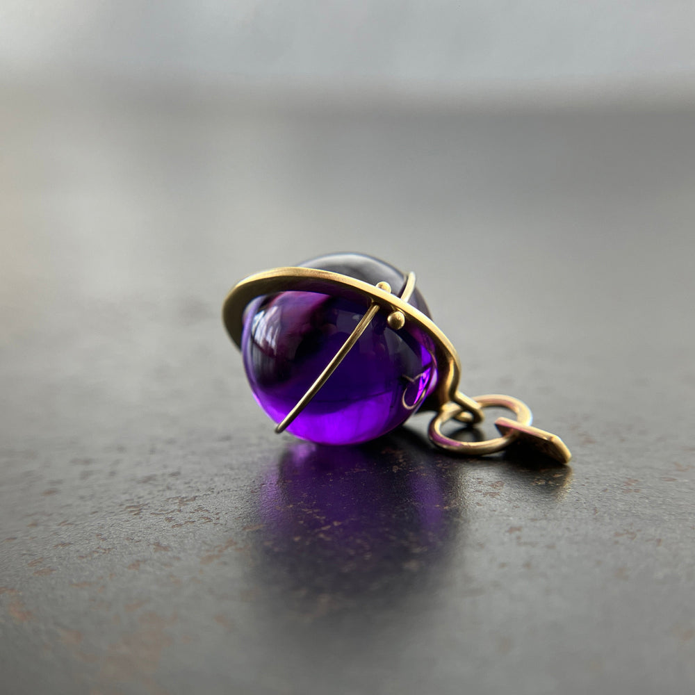 amethyst, amethyst orb, amethyst pendant, amethyst necklace, purple necklace, 18k gold, fine jewelry