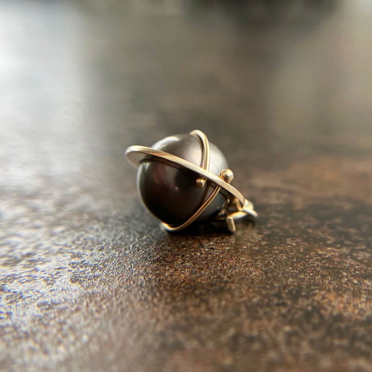 tahitian pearl, aubergine, 14k gold pendant, pearl charm, 14k gold charm, fine jewelry, pearl necklace