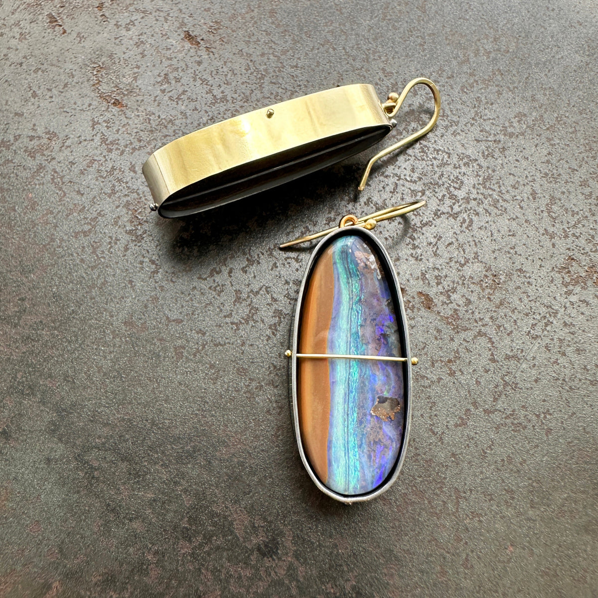 boulder opal, opal, earrings, opal earrings, 18k biimetal, 18k gold