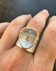 Captured Carbon Enhydro Parabola Ring