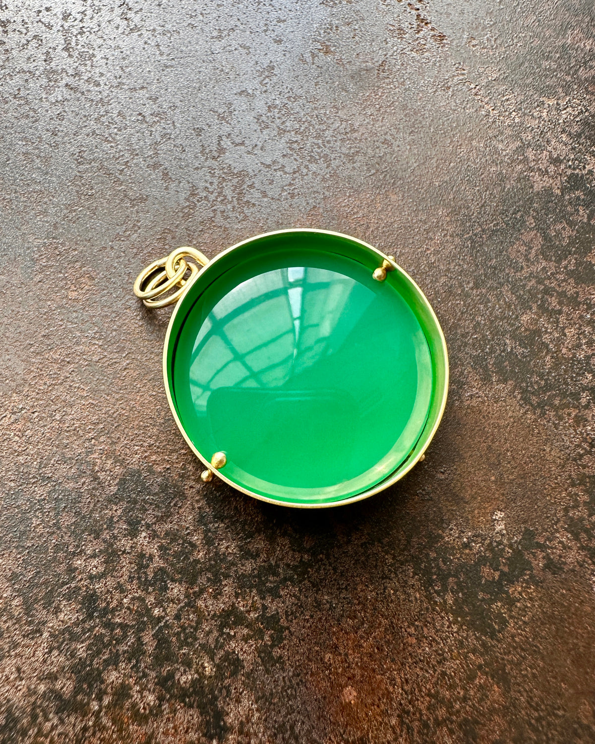 chrysoprase, pendant, necklace, one of a kind necklace, fine jewelry, 18k gold necklace