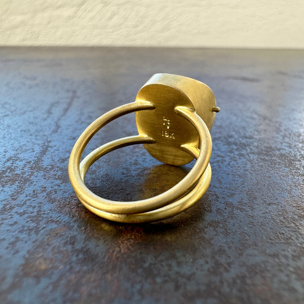 Captured Enhydro Ring - 18k Gold