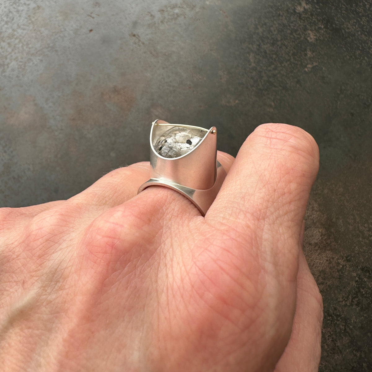 Captured Enhydro Quartz Parabola Ring