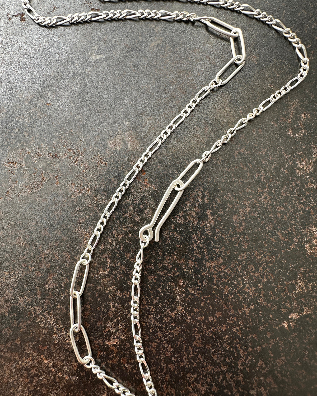 montana agate necklace with silver figaro chain