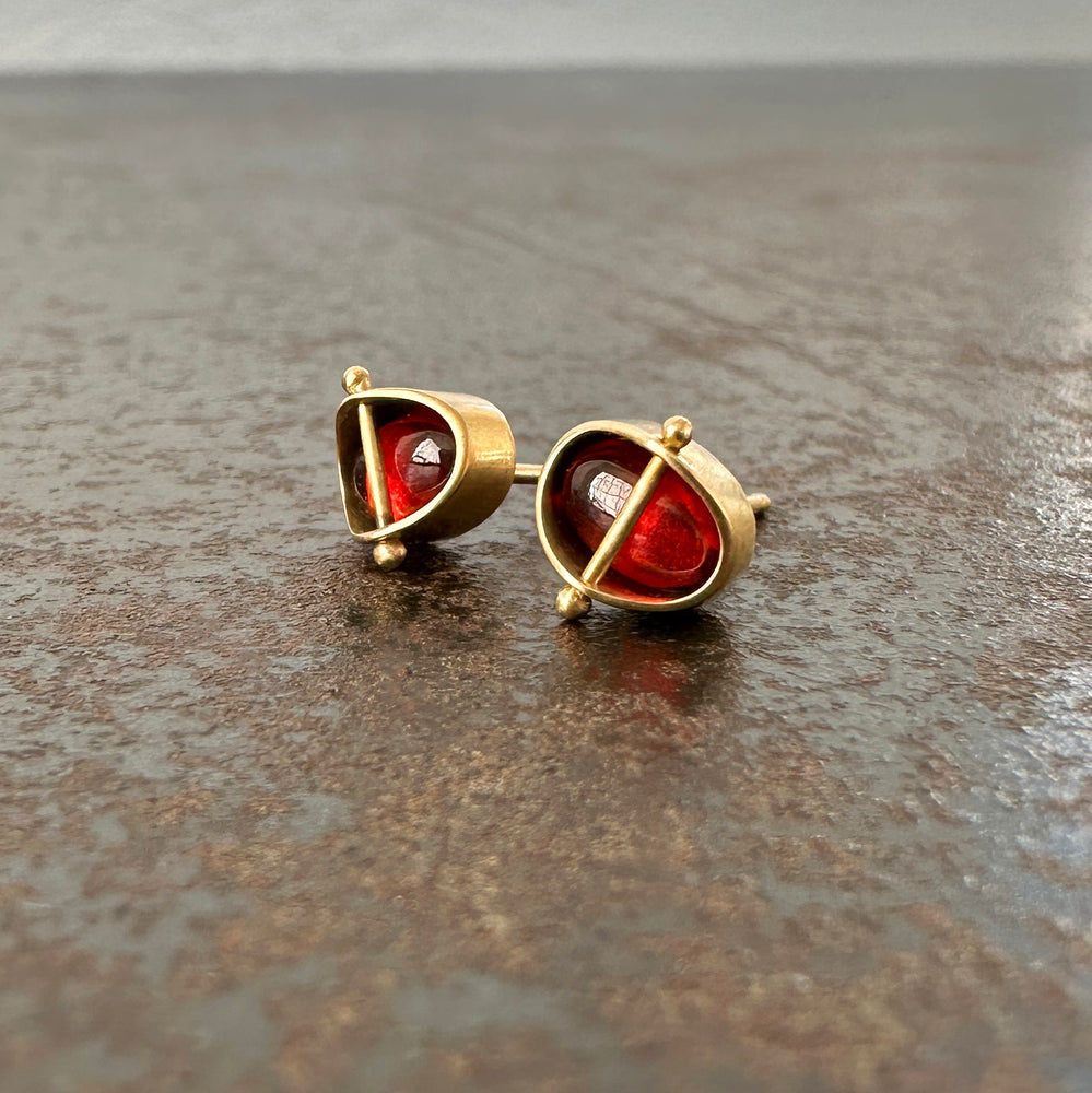 garnet stud earrings, 14k gold stud earrings, hilary finck jewelry, fine jewelry, handmade jewelry, captured collection, gold jewelry.