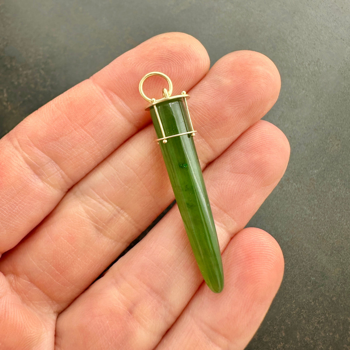 green jade, jade pendant, jade torpedo, 18k gold, gold pendant