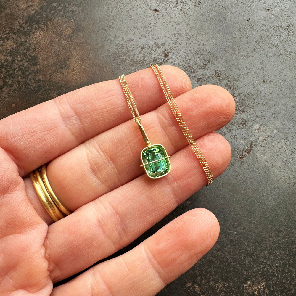 
                
                    Load image into Gallery viewer, Captured Mint Green Tourmaline Necklace
                
            