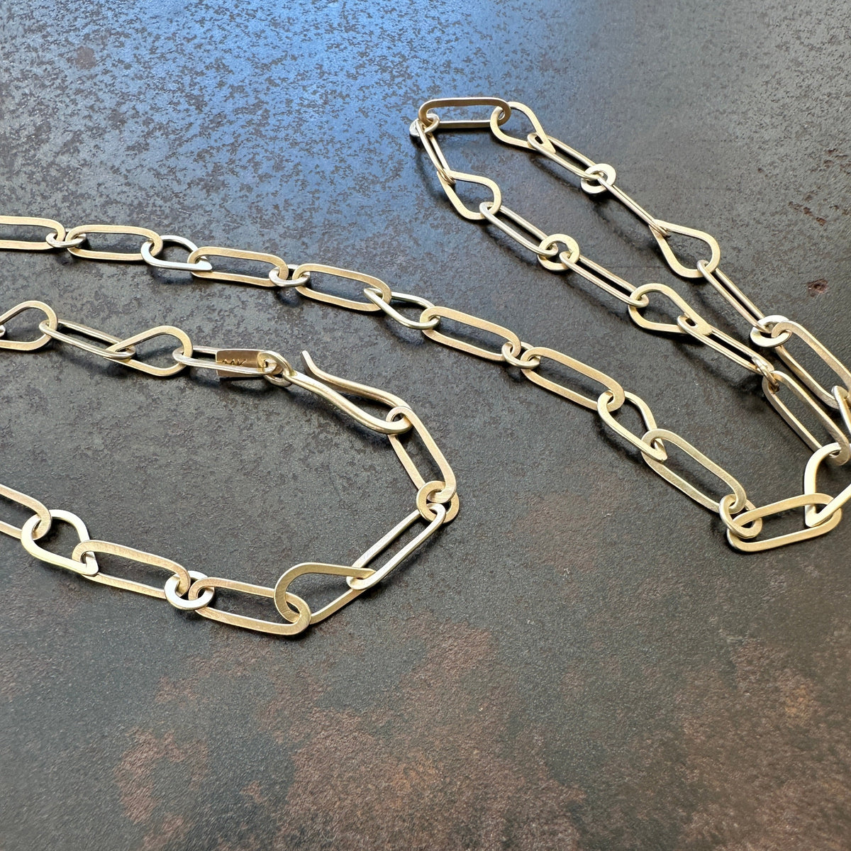 Mixed Links Chain