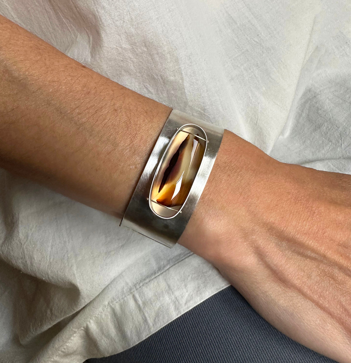 Captured Montana Agate Hinge Bracelet