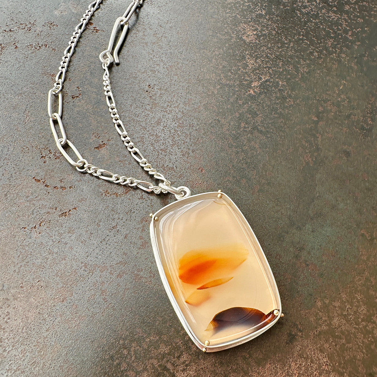 montana agate necklace with silver figaro chain