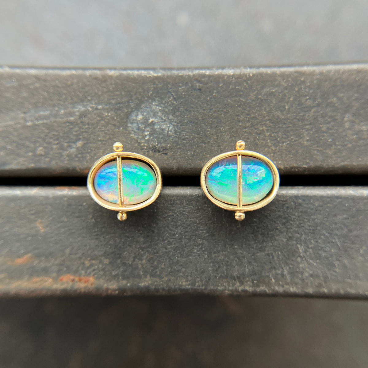 Lightning Ridge Opal Studs Captured® in 18k gold