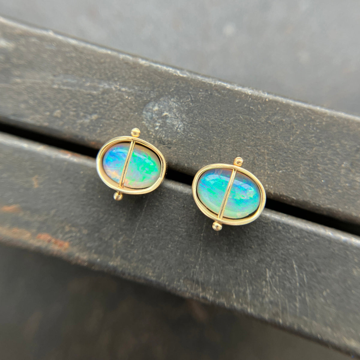 Lightning Ridge Opal Studs Captured® in 18k gold