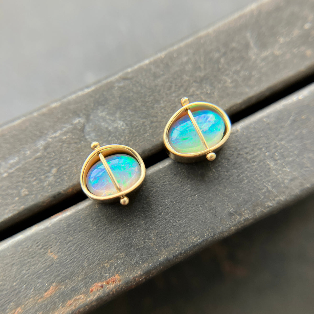 Lightning Ridge Opal Studs Captured® in 18k gold