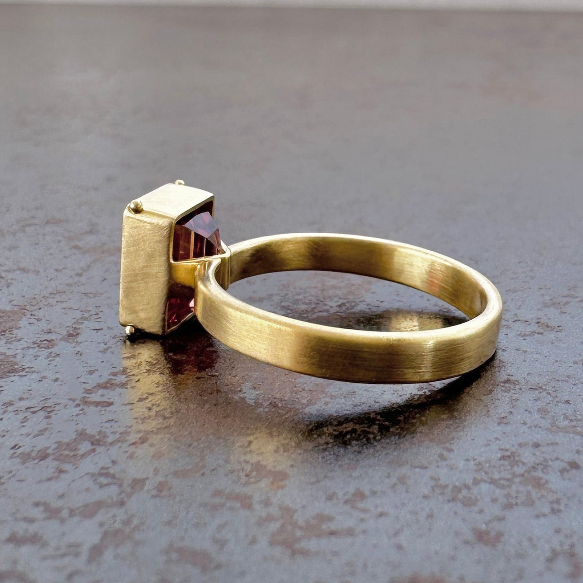 pink tourmaline ring in 18k gold