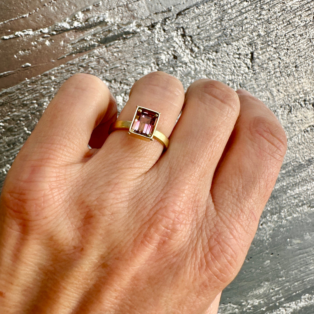 pink tourmaline ring in 18k gold