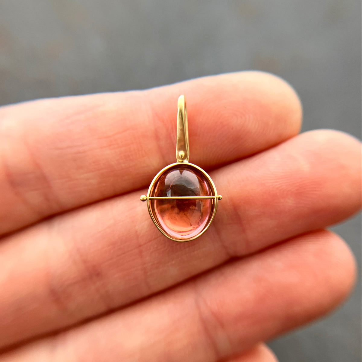pink tourmaline oval pendant in 18k gold