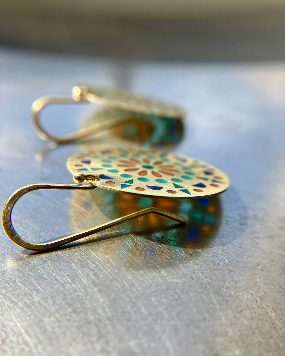 plique-a-jour, earrings, 18k gold earrings, mallorca, fine jewelry, enamel jewelry