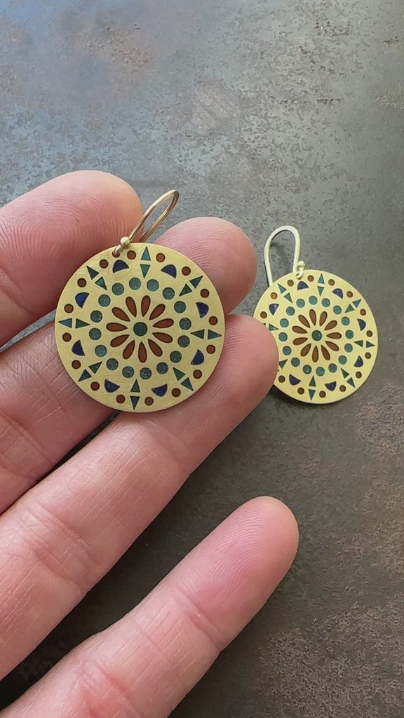 plique-a-jour, earrings, 18k gold earrings, mallorca, fine jewelry, enamel jewelry