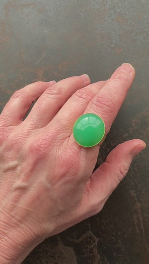 
                
                    Load and play video in Gallery viewer, Chrysoprase Spin Ring
                
            