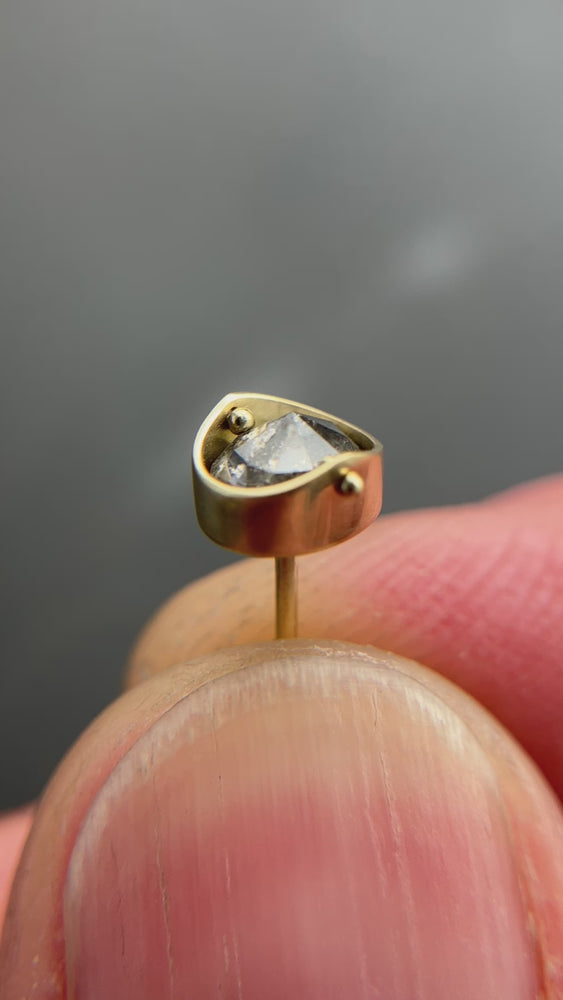 
                
                    Load and play video in Gallery viewer, Pointed Salt and Pepper Diamond Single Stud
                
            