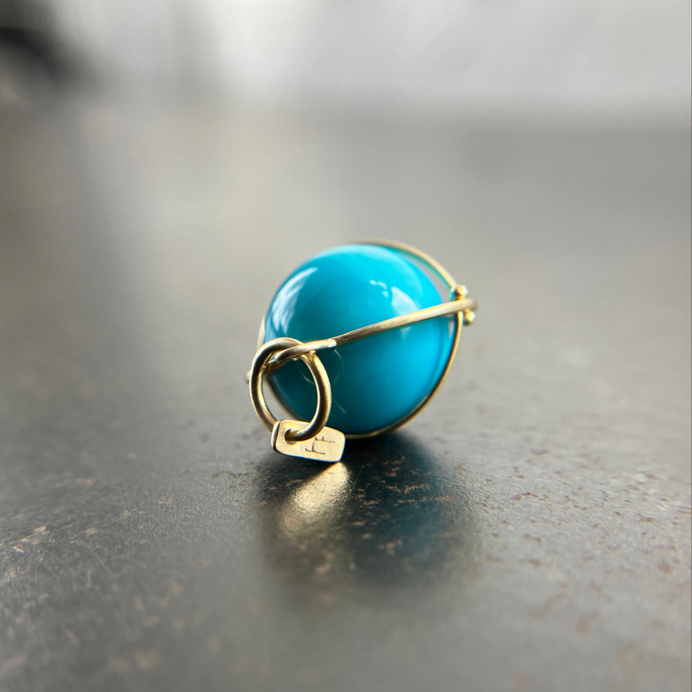 turquoise, turquoise orb, 18k gold, fine jewelry, turquoise pendant
