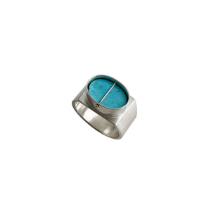 
                
                    Load image into Gallery viewer, Captured Royston Turquoise Signet Ring
                
            