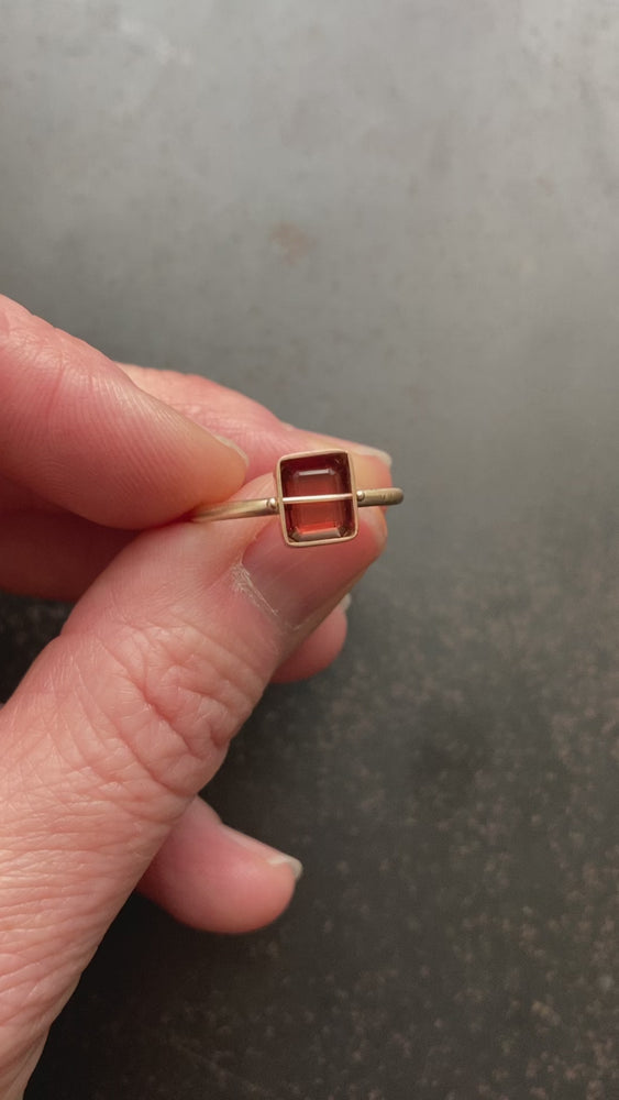 
                
                    Load and play video in Gallery viewer, Captured Garnet Ring
                
            