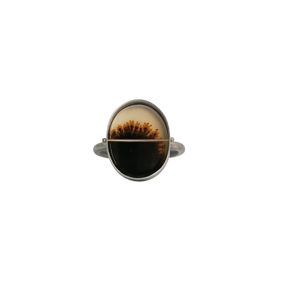 
                
                    Load image into Gallery viewer, Captured Inkblot Dendritic Agate Ring
                
            