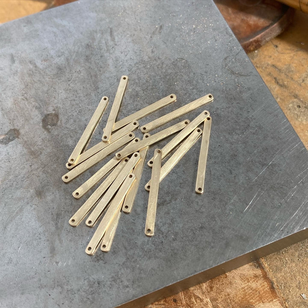 Hammered Bar Chain
