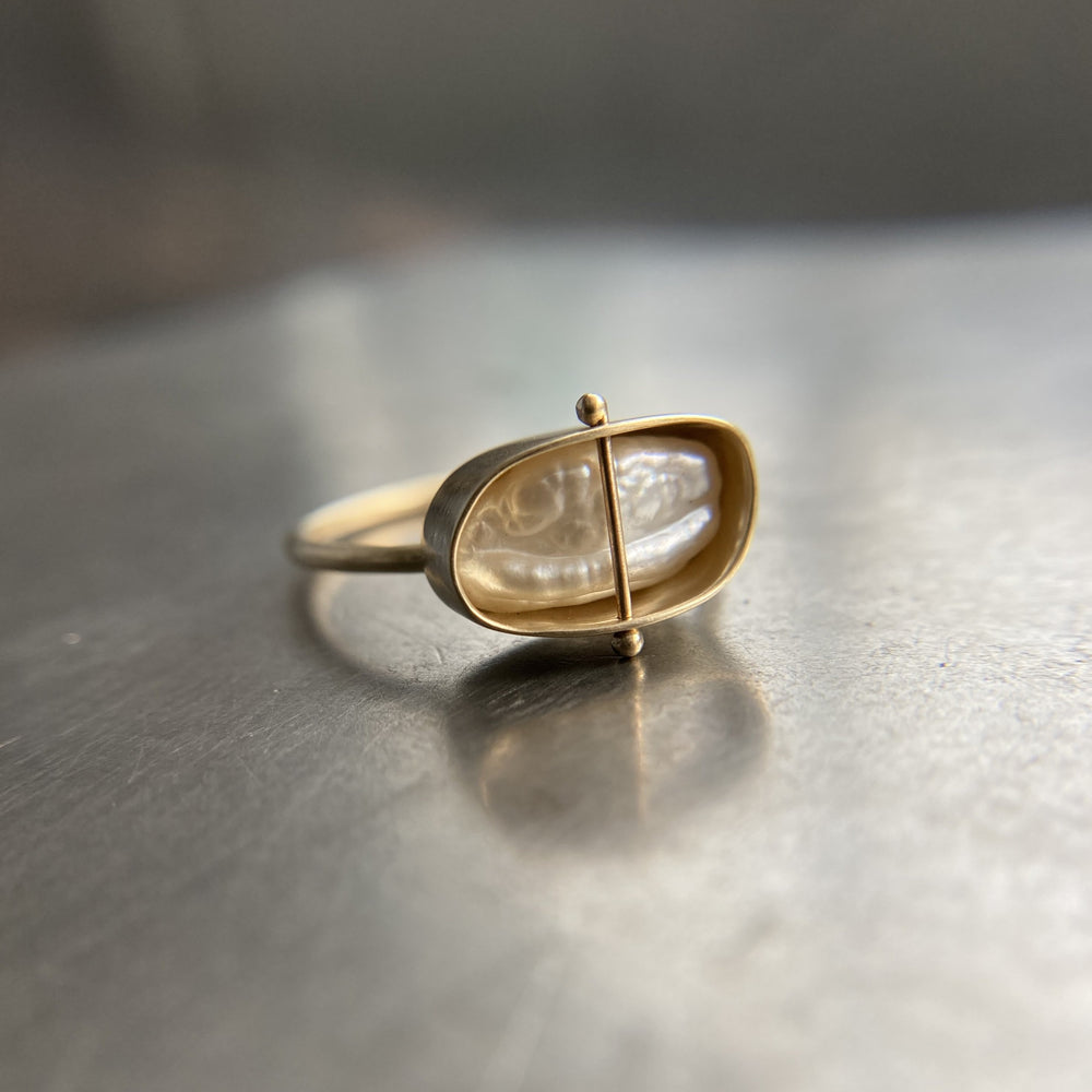 Captured Biwa Pearl Ring