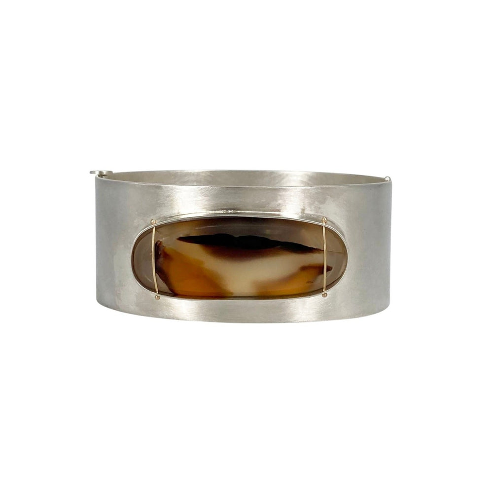 
                
                    Load image into Gallery viewer, Captured Montana Agate Hinge Bracelet
                
            