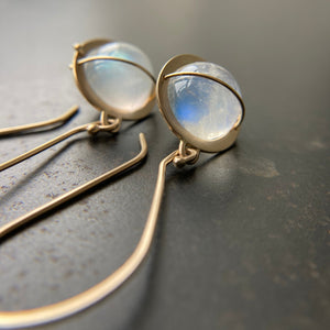 
                
                    Load image into Gallery viewer, Captured Moonstone Orb Earrings
                
            