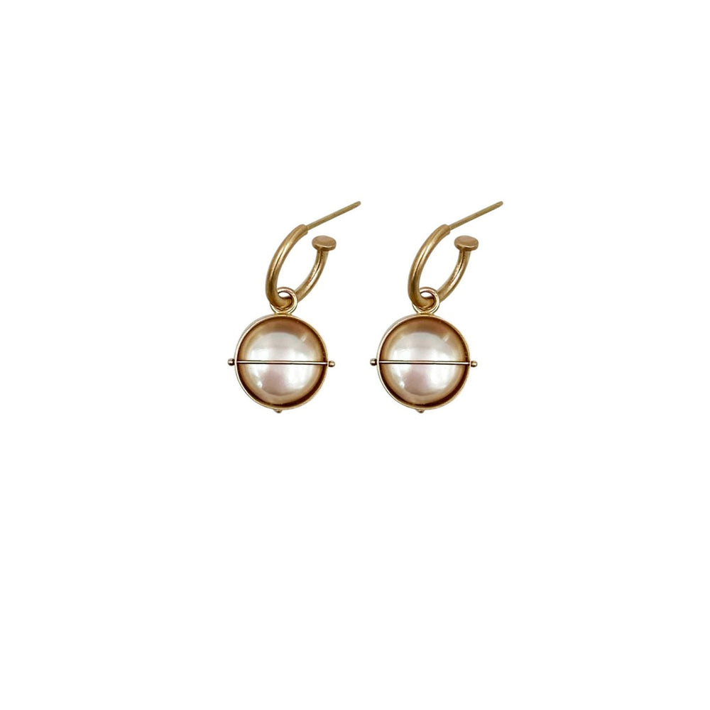 
                
                    Load image into Gallery viewer, Captured Coin Pearl Hoops
                
            